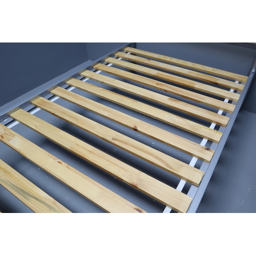 694 - Metal bed frame (single) with wooden slats (good condition)