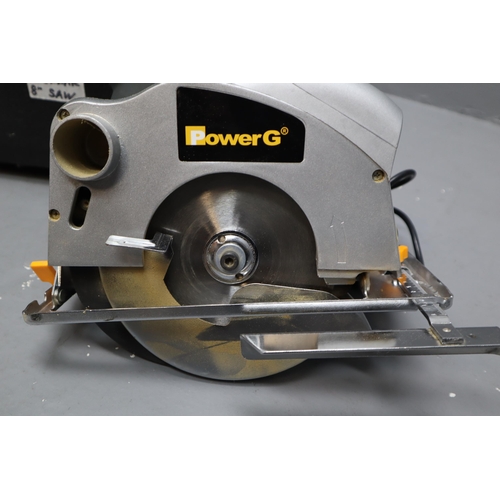 736 - Cased Electric Circular Saw with laser and Attachment powers on when tested