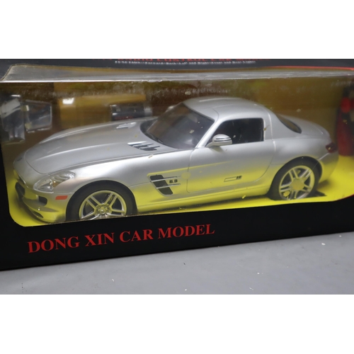 469 - Dong Xin DX Radio Control Model Mercedes Car, Scale 1:14 Appears Unused, Complete With Box