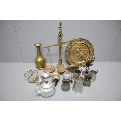 874 - A Selection of Metalware Items To Include Horse And Carriage Brass Plate, Silver Plated Tankard, Wei... 