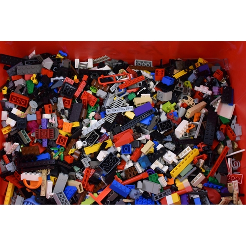 860 - A Selection of Mostly Unsorted Lego Pieces, Approx 3.6kg