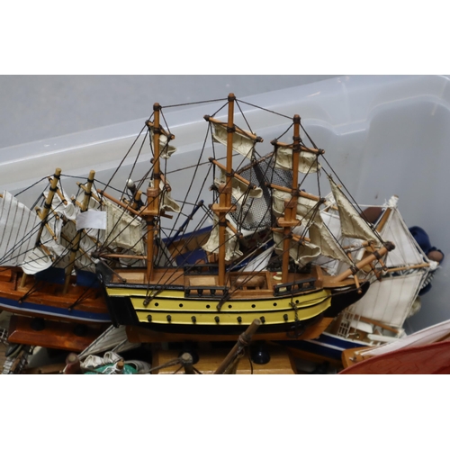 911 - Mixed Collection of Model Ships and Boats plus a Framed Nautical Knot Picture