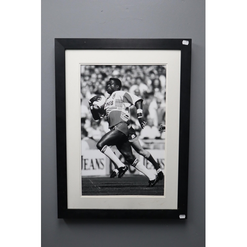 412 - Martin Offiah running on rugby pitch photo in a frame (5.7m x 7.7m)