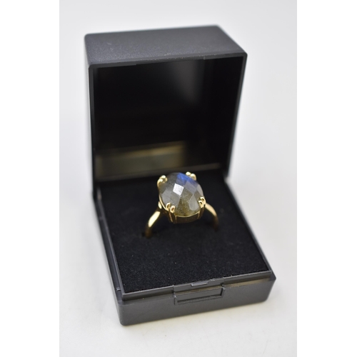 7 - Silver 925, Large Stoned Ring, Size S, Complete with Presentation Box