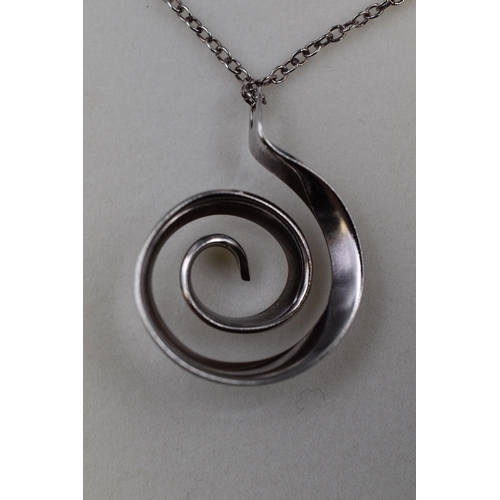 76 - Silver 925 Spiral Necklace Complete in Presentation Box