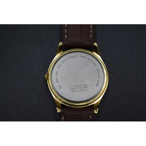 118 - Lorus Mickey Mouse Gents Quartz Watch with Leather Strap (Working at time of testing)