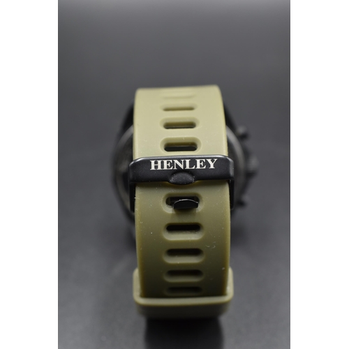 124 - Henley Tachymeter Gents Watch with Rubberised Strap and Box (Working)