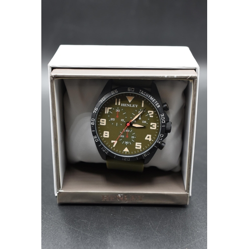 124 - Henley Tachymeter Gents Watch with Rubberised Strap and Box (Working)