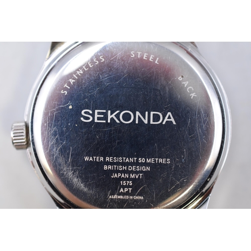 137 - Sekonda Gents Blue Dial Quartz Watch, With Original Leather Strap and Spare Strap