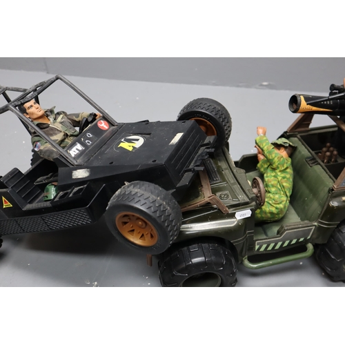 849 - Selection of 1990's Action Man Vehicles and Figures including Dune Buggy, Gelicopter and Jeep (a/f)