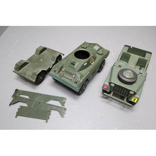 853 - Three Vintage Action Man Vehicles (a/f)