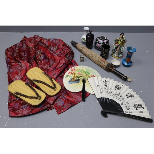 855 - Mixed selection of oriental items to include a beautiful red embroidered silk jacket, a pair of Japa... 