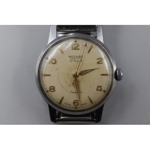 79 - A Mechanical Rotary 17 Jewels Gents Watch, With Stainless Steel Strap. Working