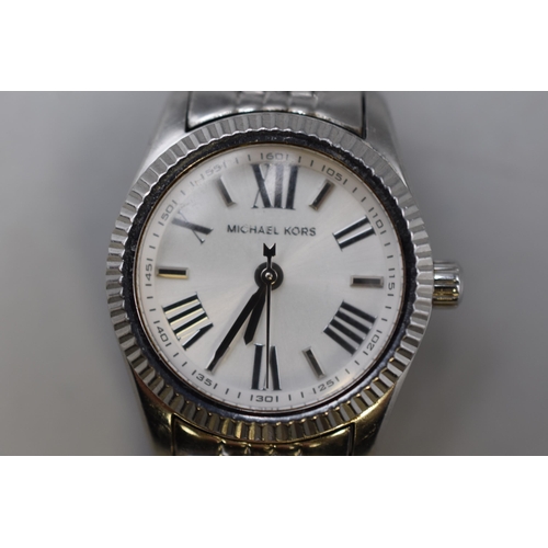 81 - Michael Kors Lexington (MK3228) Ladies Quartz Watch