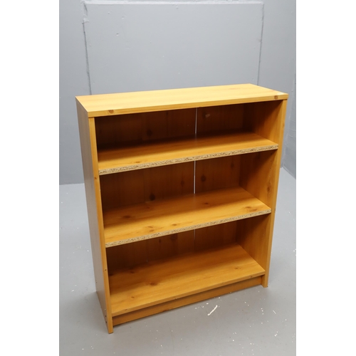 589 - Pine Effect Freestanding Bookshelf with Adjustable Shelf Height Options 36