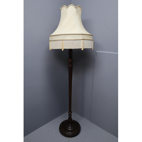 591 - Vintage carved wooden standard lamp (69