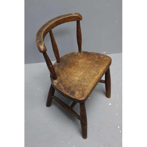 599 - Child's Antique English Oak Bow Back Chair with Stamped Makings of LEC and WEC on underside (slight ... 