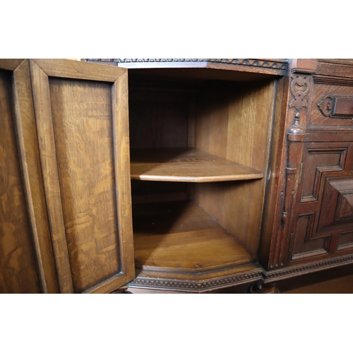 602 - Victorian Hand Carved Lockable Oak Buffet Split Level Sideboard with Three Drawer and Two Cupboard S... 