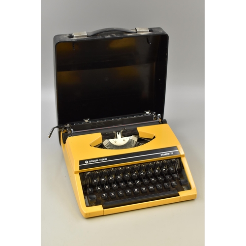 718 - Vintage Silver-Reed Silverette Typewriter