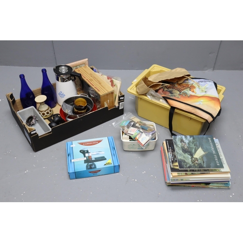 746 - Mixed Lot to include Selection of Art Books, Corkscrew Tools Wine Bottle Opener, Collection of Vinta... 