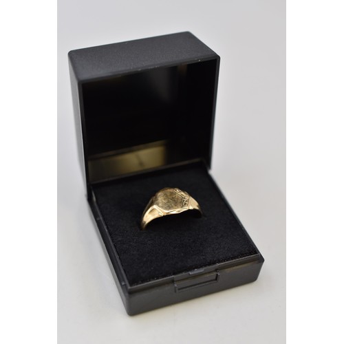 7 - Hallmarked Gold 375 (9ct) Signet Ring Complete with Presentation Box