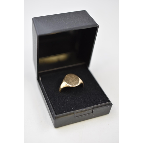 8 - Hallmarked Gold 375 (9ct) Signet Ring Complete with Presentation Box (Size Q)