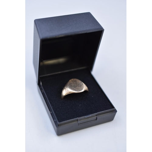 18 - Hallmarked 375 (9ct) Gold Signet Ring Complete with Presentation Box