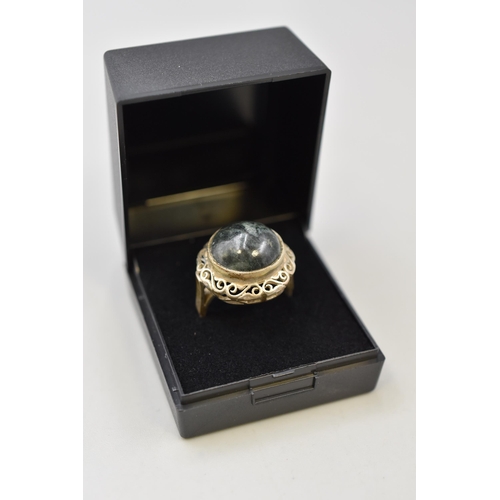 20 - Vintage Silver and Labradorite Stoned Ring complete with Presentation Box