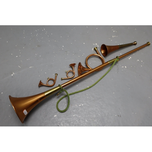 329 - A Selection of Five Copper Horns, Includes Hunting Horn, Two Miniature Horns, And Others. Largest Ap... 