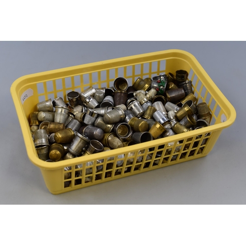 459 - Selection of thimbles to include metal brass and silver look