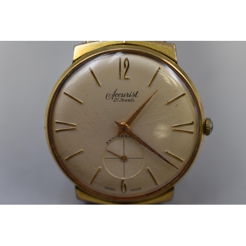 77 - Accurist 21 Jewels Mechanical Gents Watch complete with Elasticated Strap (Works intermitantly)