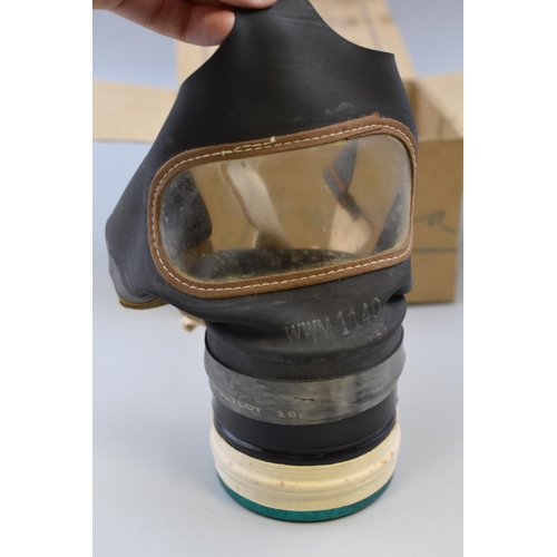 344 - A Boxed WWII Civilian Issue Respirator