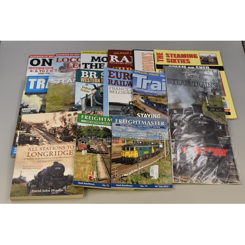 505 - Collection of 9 semi rigid railway books and 5 magazines to include, Freight master no 73 & 74, ... 