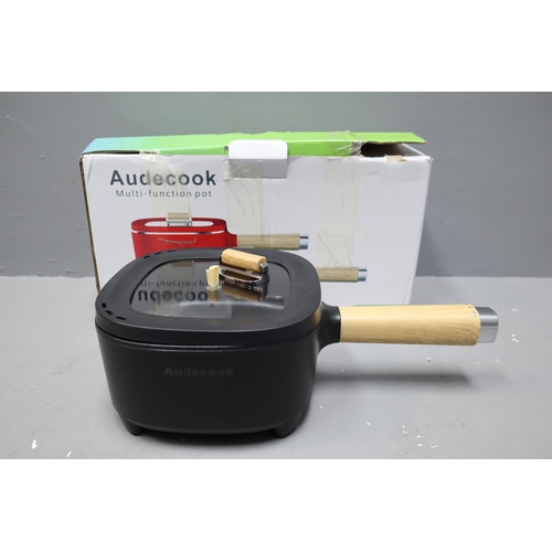 529 - AUDECOOK Multi-Function Electric Hot Pot 2L with Box ( Lid Handle Broken, Powers On When Tested)