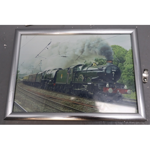 757 - Collection of 8 A4 sized Railway photos in frames (some glass needs replacing)