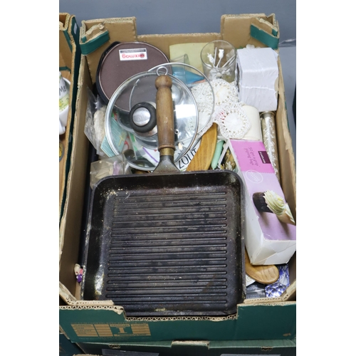 809 - NO POSTAGE Large Mixed Lot of Mainly Kitchen Supplies Including Deep Fryer, Coffee Machine, Toaster ... 