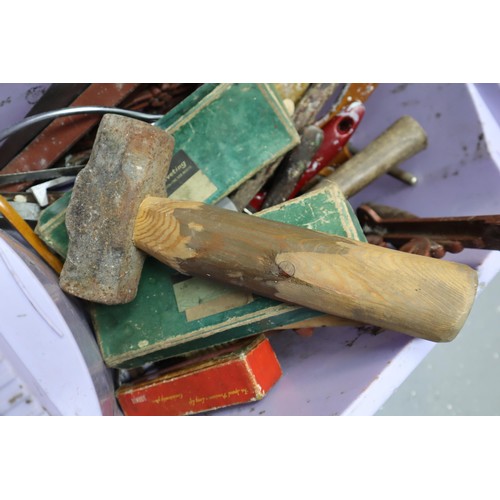 793 - Mixed Lot of Quality Tools to include Handsaws, Paint Brushes, Hammers, Drill Bits, Riveter Kit and ... 