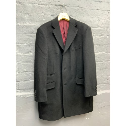 611A - Pure Luxury Blended Cashmere Gents Overcoat (Approx Size 42) 