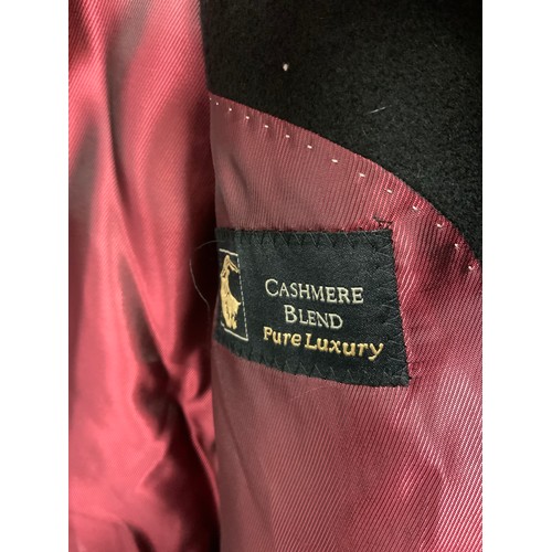 611A - Pure Luxury Blended Cashmere Gents Overcoat (Approx Size 42) 