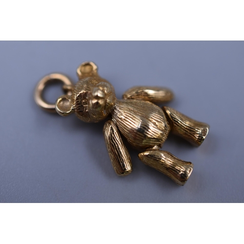34 - 9ct gold teddy bear pendant