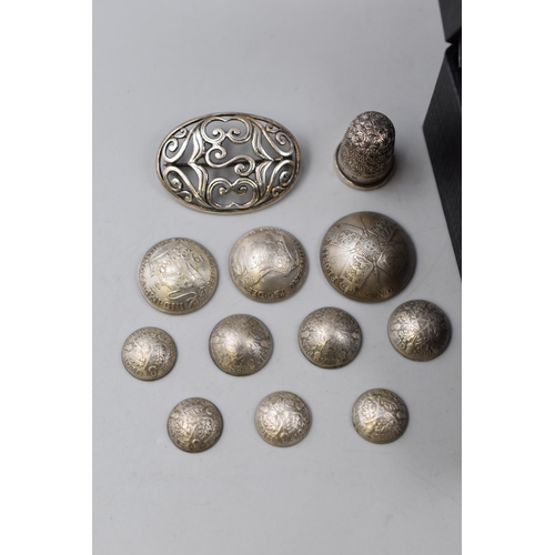 290 - Mixed Selection of Items to Include Silver Brooch, Thimble, Miniature Bowls Made out of Coins and a ... 