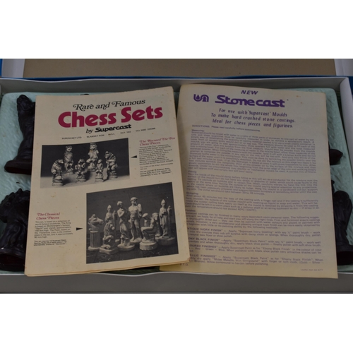 668 - A Boxed Set of Supercast Fine Art Chess Moulds 'The Queen's Beasts'