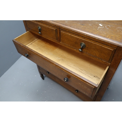 652 - A 1930's Set of Two Over Three Drawers, With Brass and Bakelite Handles. Approx 19