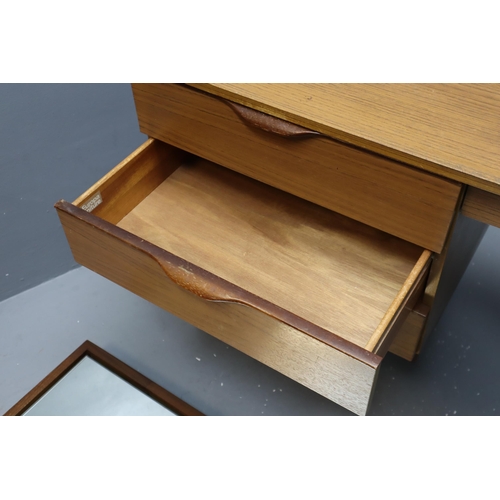 683 - A Mid Century dressing table by Europa, Approx 150cmx45.5cmx116cm