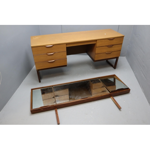 683 - A Mid Century dressing table by Europa, Approx 150cmx45.5cmx116cm