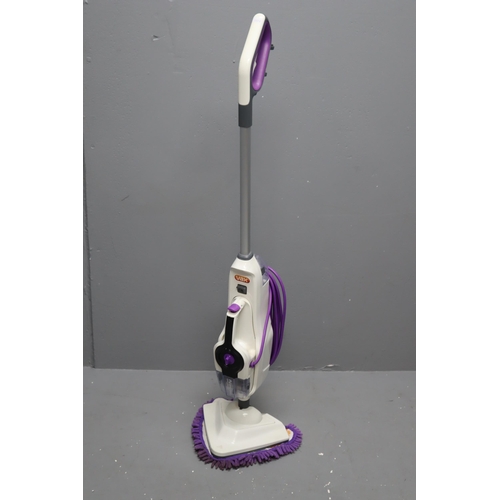 741 - Vax Steam Fresh Combi Classic Pet Steam Mop complete with Removable Head Powers on when tested