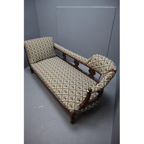 705 - Antique Edwardian tub ended chaise lounge sofa (28