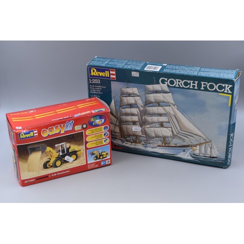 814 - Two Revell Model Kits To Include Liebherr L 538 Radlader, And Gorch Fock. Both Appear Complete, But ... 