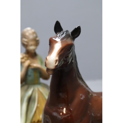 906 - Mixed ceramic lot to include two chalk lady figurines, Melba ware horse, Murano styled glass ash tra... 