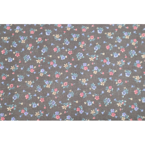 850 - Three Reems of Good Quality Material to include Approx 20ft of Small Flowery Material, approx 10ft o... 